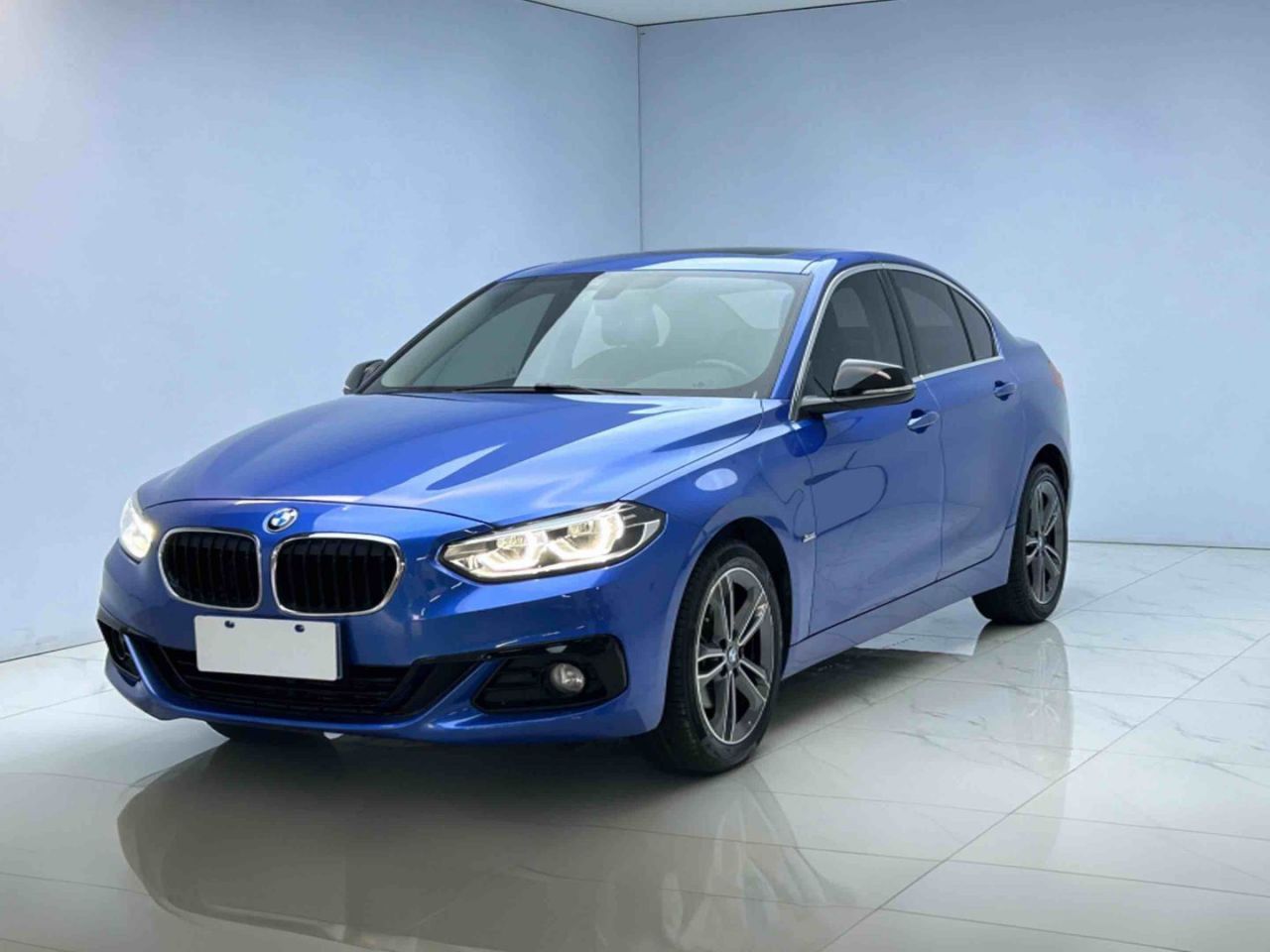 1 Series 2018 118i Sport