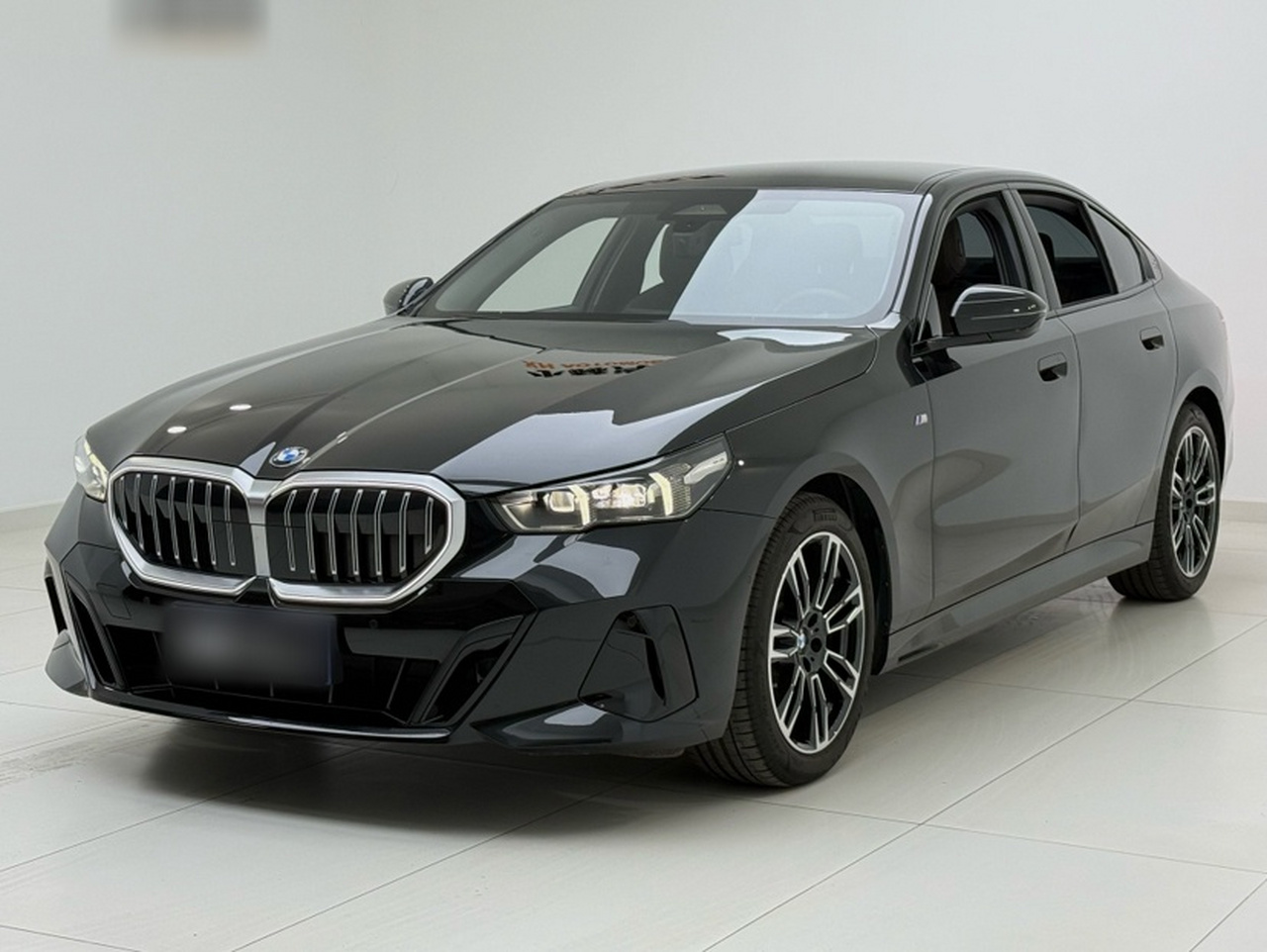 5 Series Imported 2024 525i M Sport Package