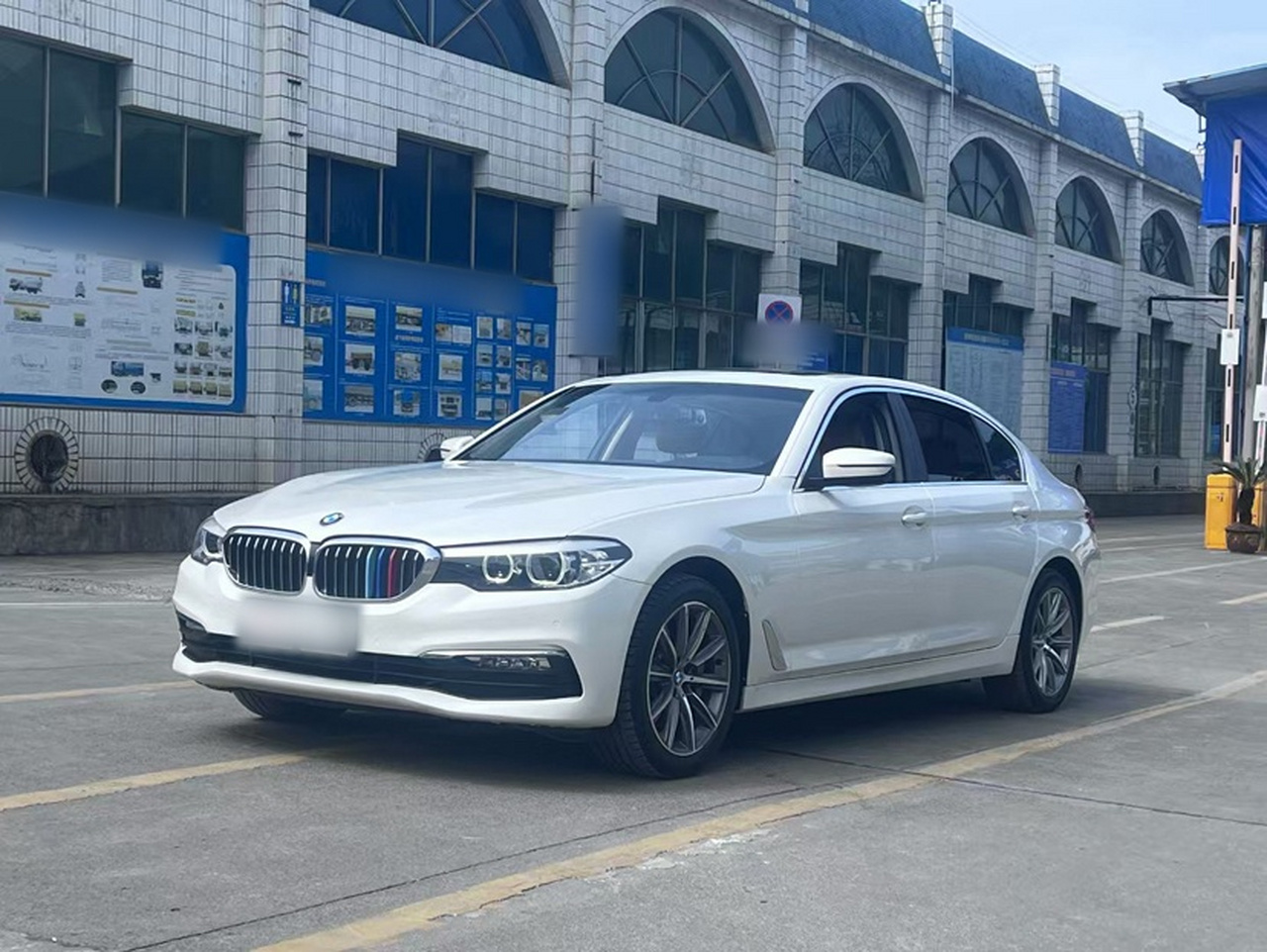 5 Series 2018 528Li Special