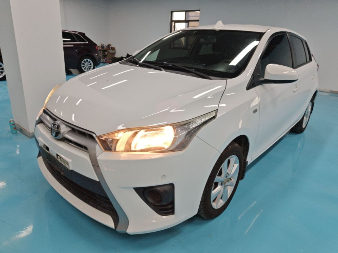 YARiS L 2015 1.5E AT