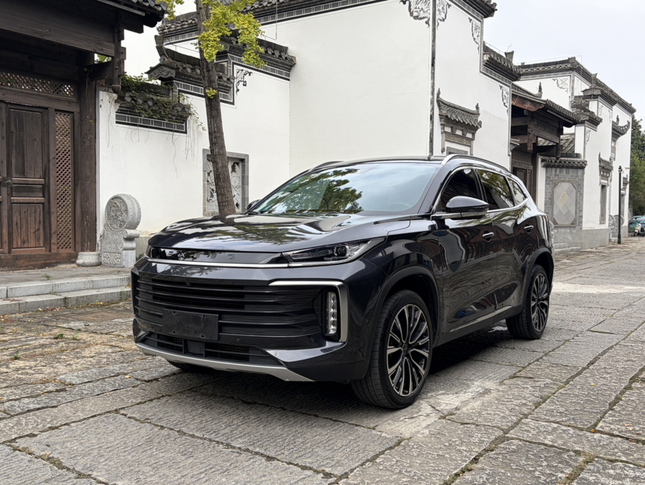 Lingyun 2023 400T RWD