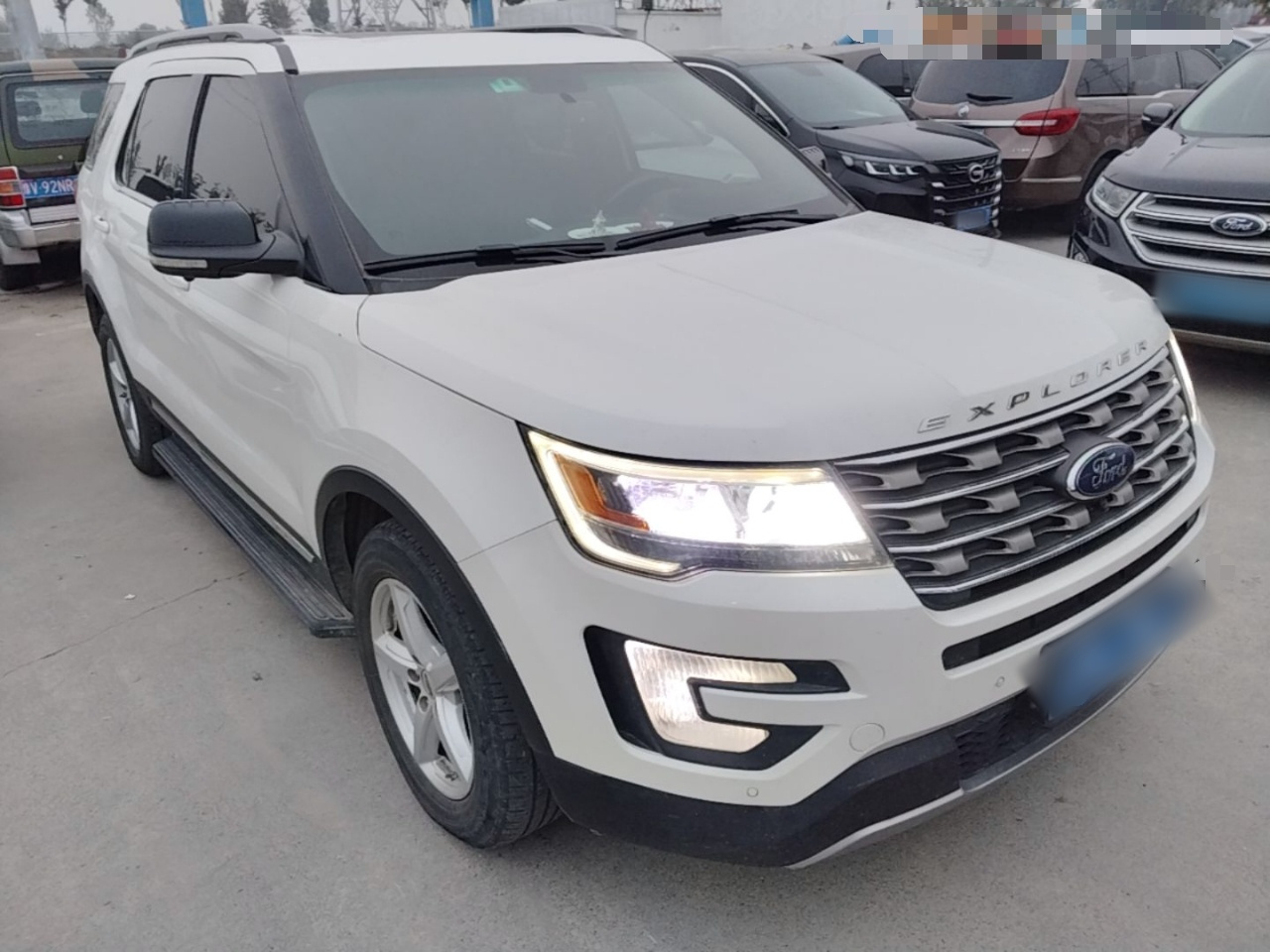 Explorer Imported 2017 2.3T photo 3