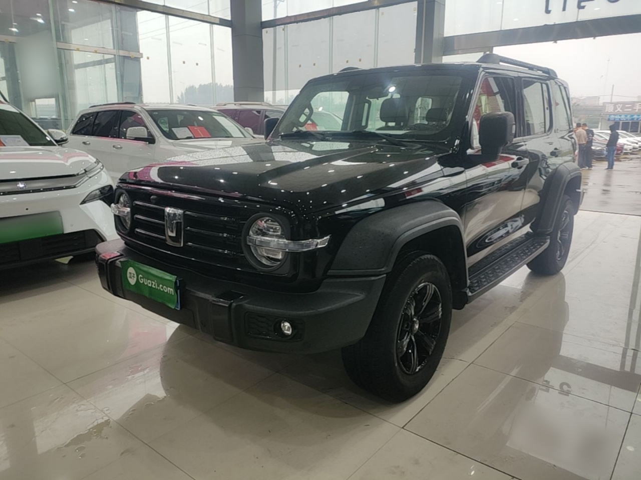 300 2024 2.0T