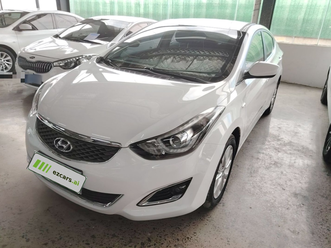 Elantra 2016 1.6L AT Smart