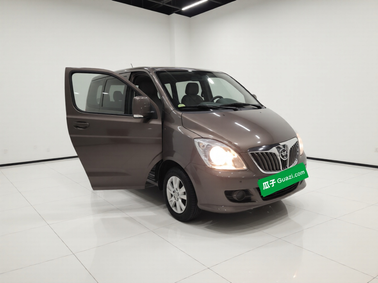 G5 2021 2.0L Petrol 6-Seater1TZS photo 3