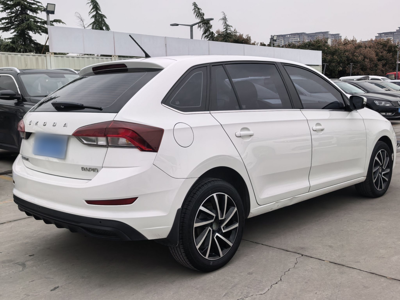 Rapid Spaceback 2020 1.5L AT Comfort photo 4