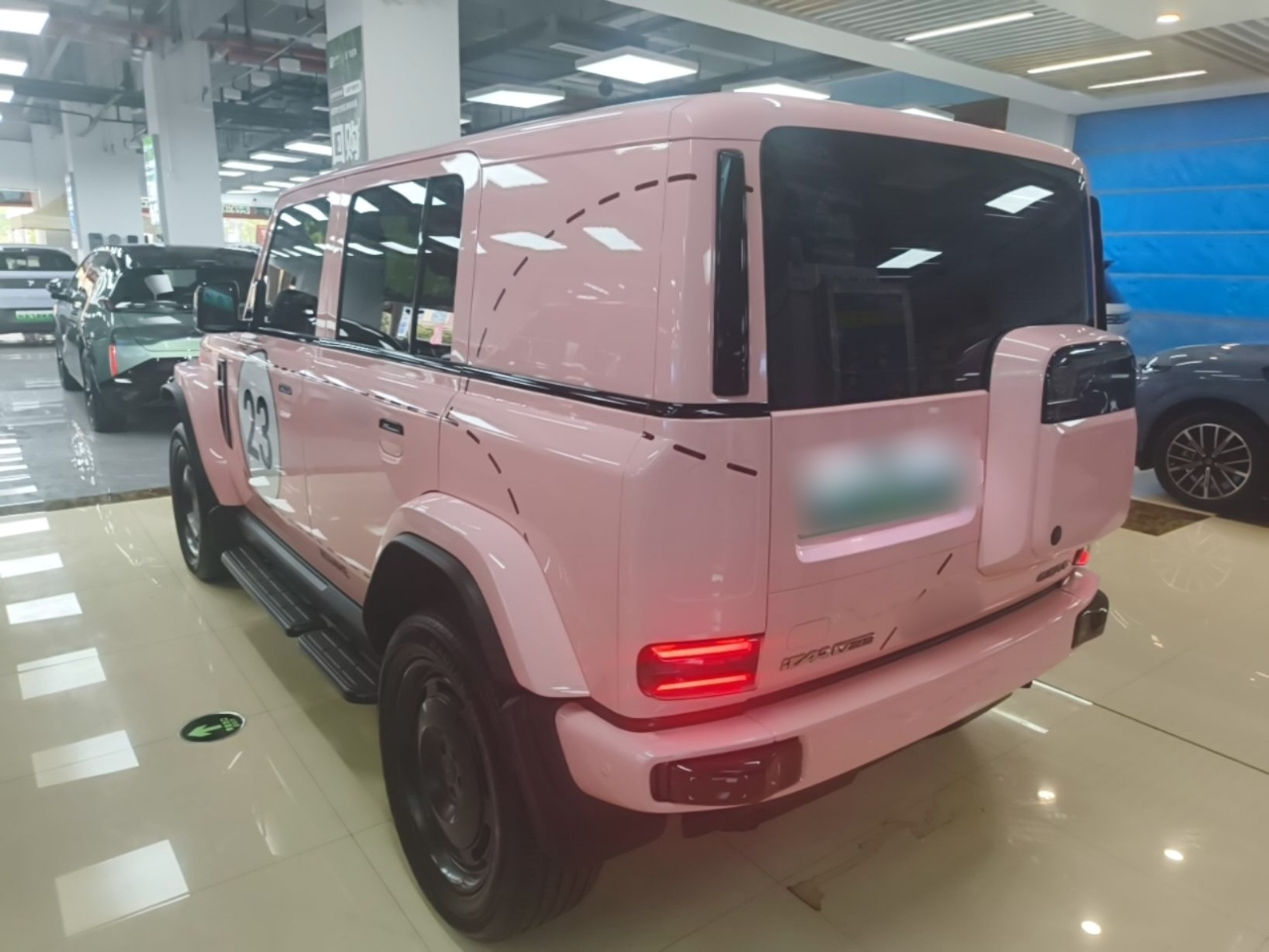 iCAR-Class V23 2025 401 RWD ADAS photo 4