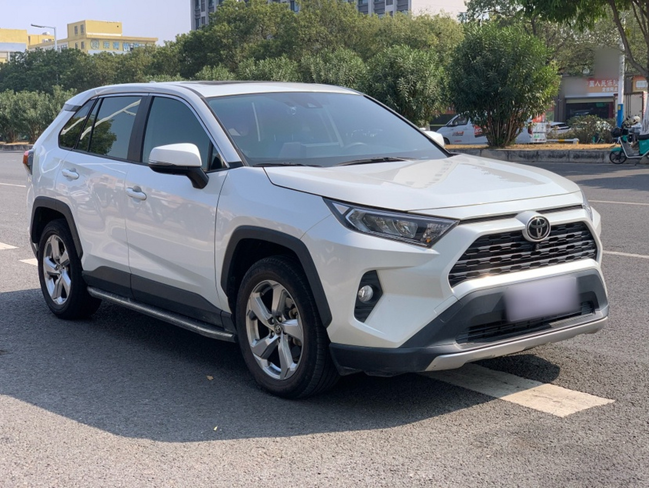 RAV4 2022 2.0L CVT RWD photo 3