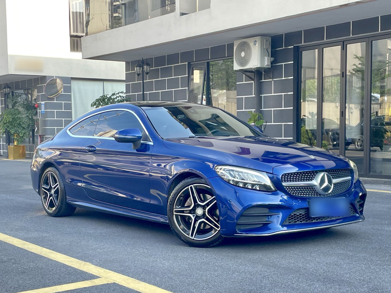 C-Class Imported 2020 C 260 Coupe photo 3