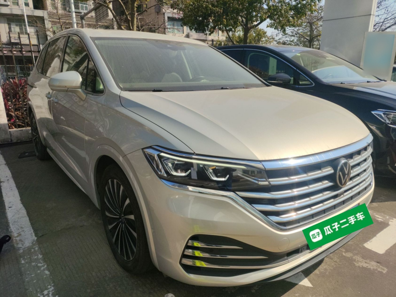 Viloran 2020 380TSI Premium photo 3