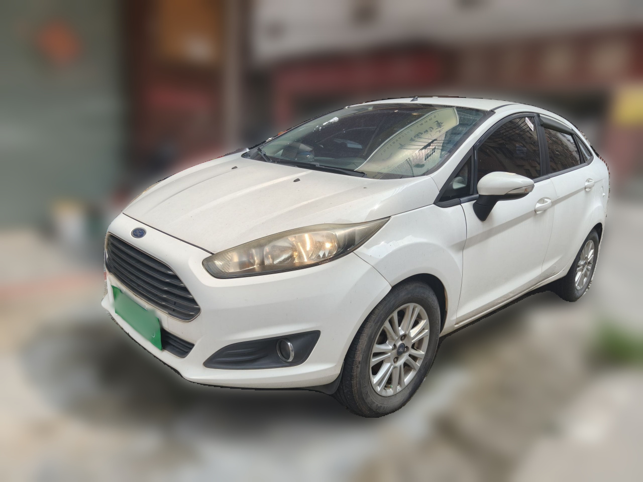 2013 Sedan 1.5L AT Fashion photo 3