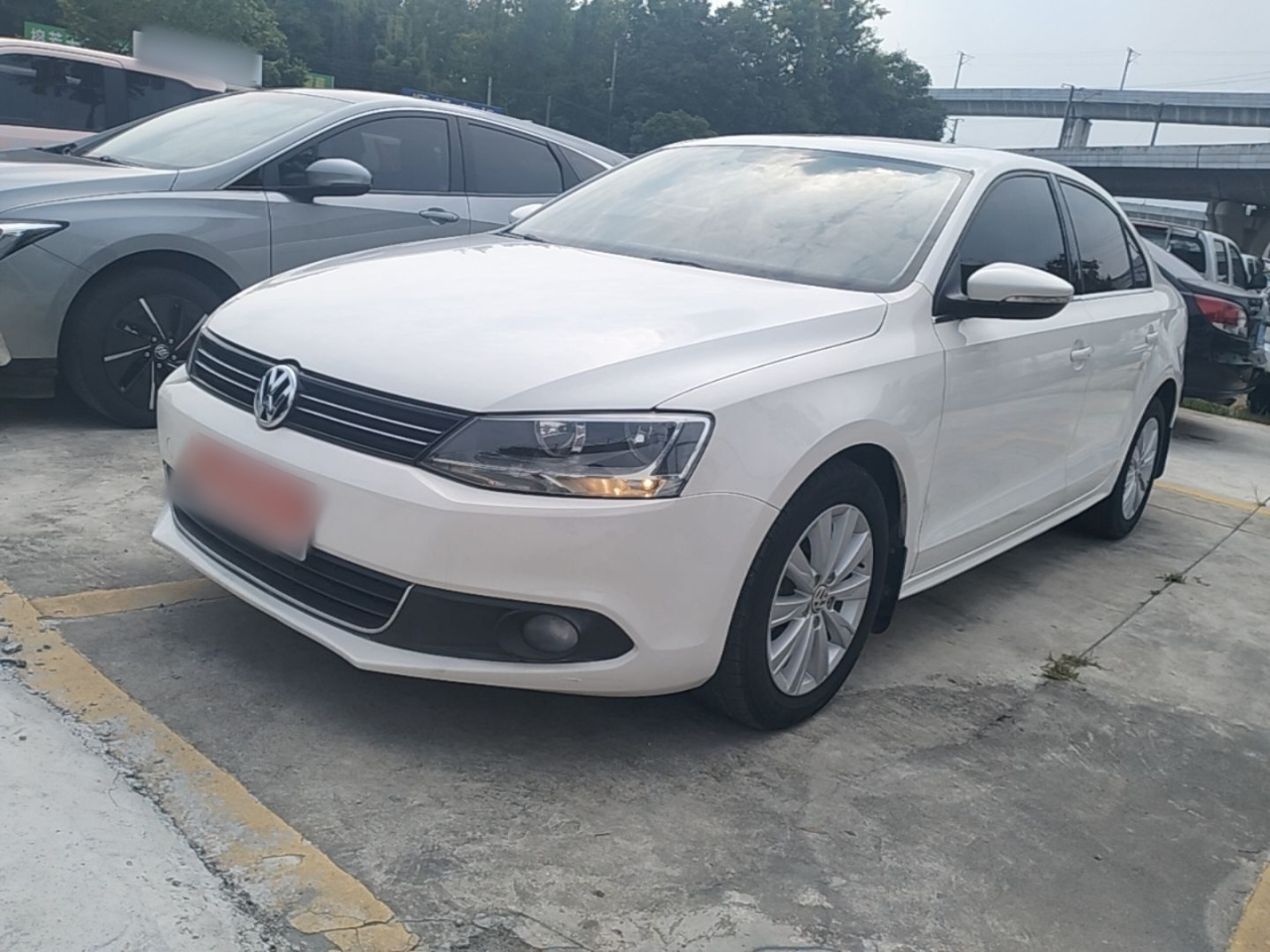 Sagitar 2014 1.6L AT Comfort