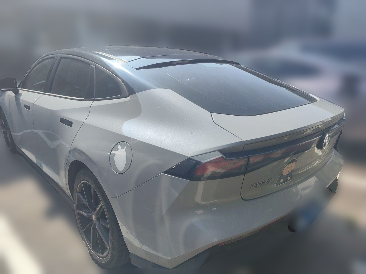 UNI-V 2022 1.5T Premium photo 4