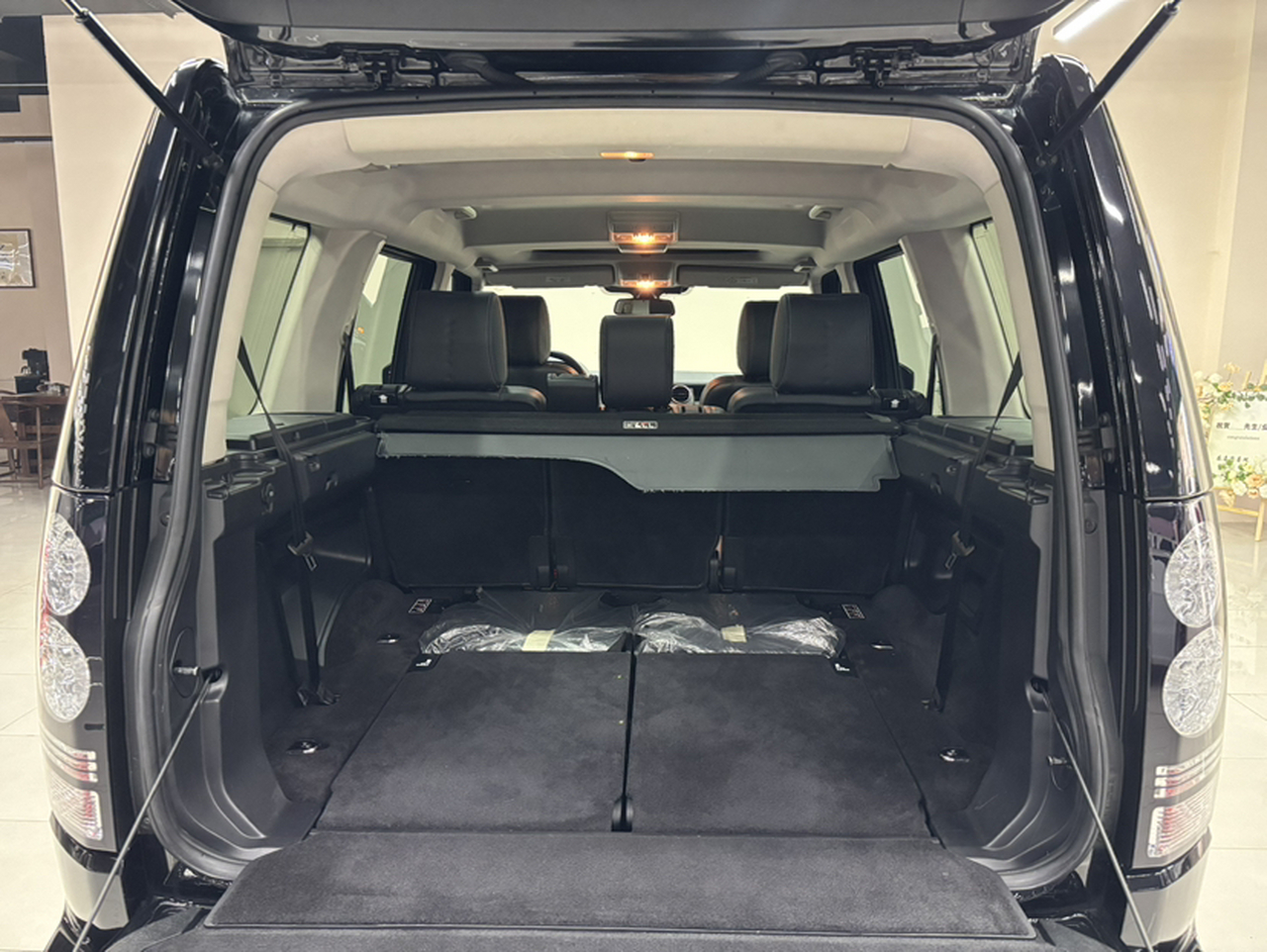 Discovery 2015 3.0 SC V6 SE photo 2