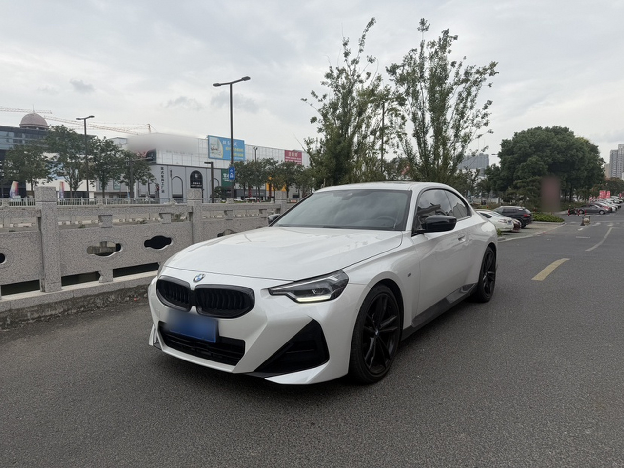 2 Series Imported 2022 225i M Sport Night Package photo 3