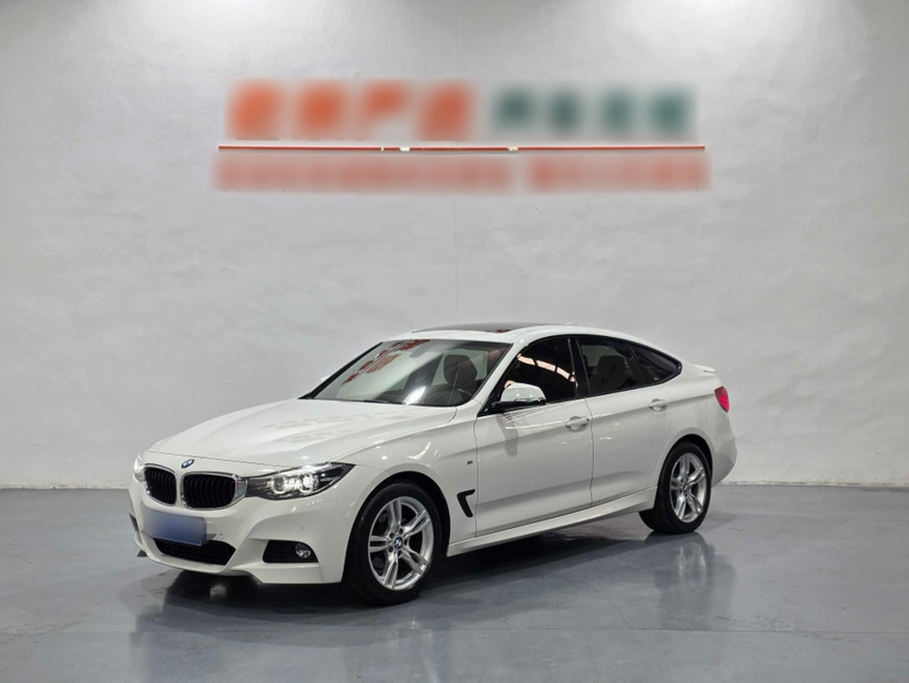 3 SeriesGT 2018 320i M Sport