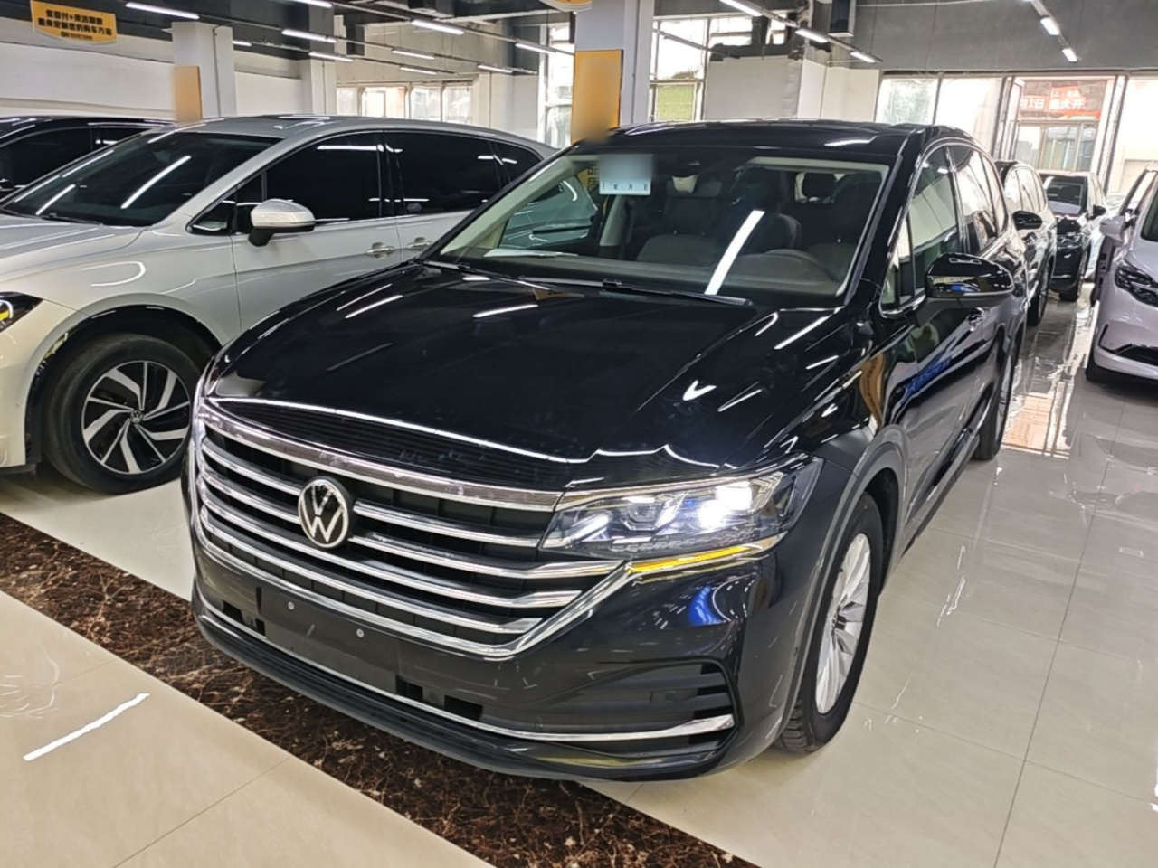 Viloran 2024 330TSI Business