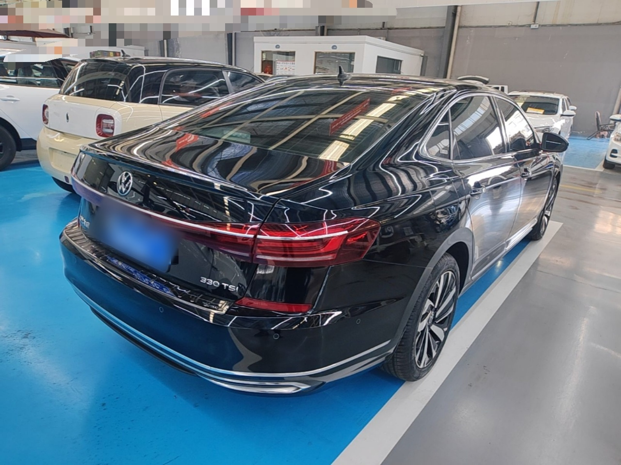 Passat 2023 Facelift 330TSI Luxury photo 4