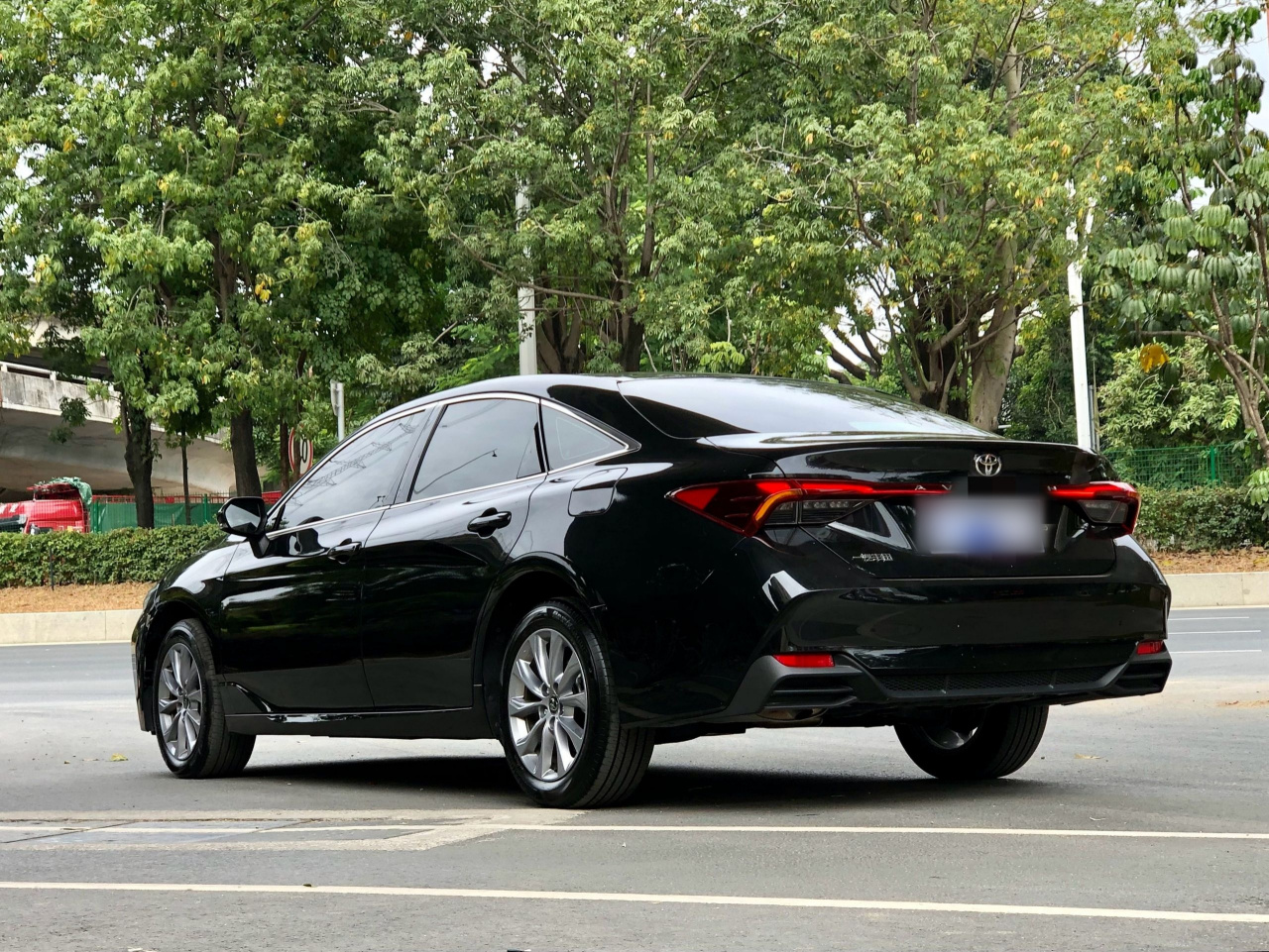 Avalon 2024 2.0L Progressive photo 3