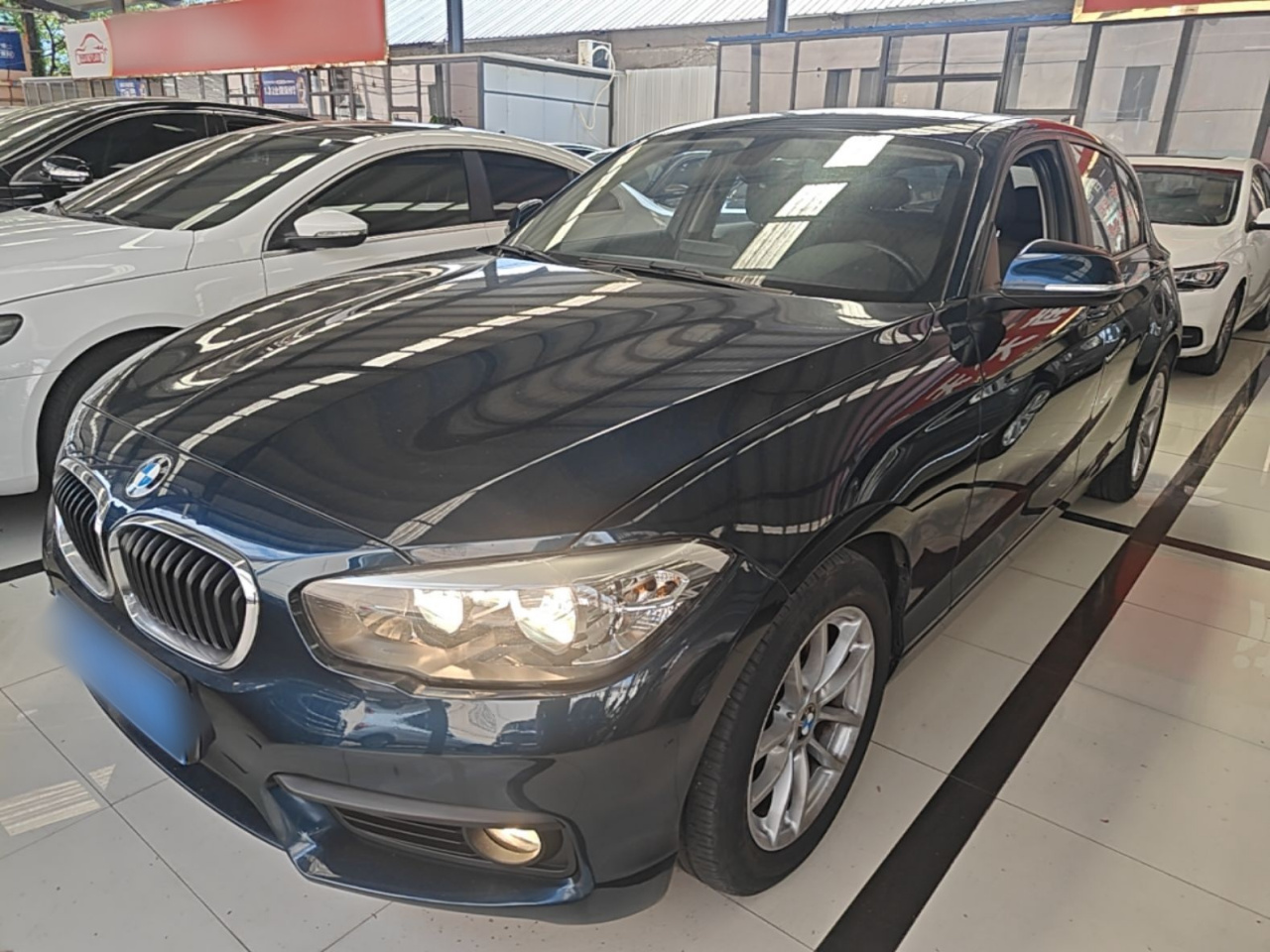 1 Series Imported 2016 118i Leading