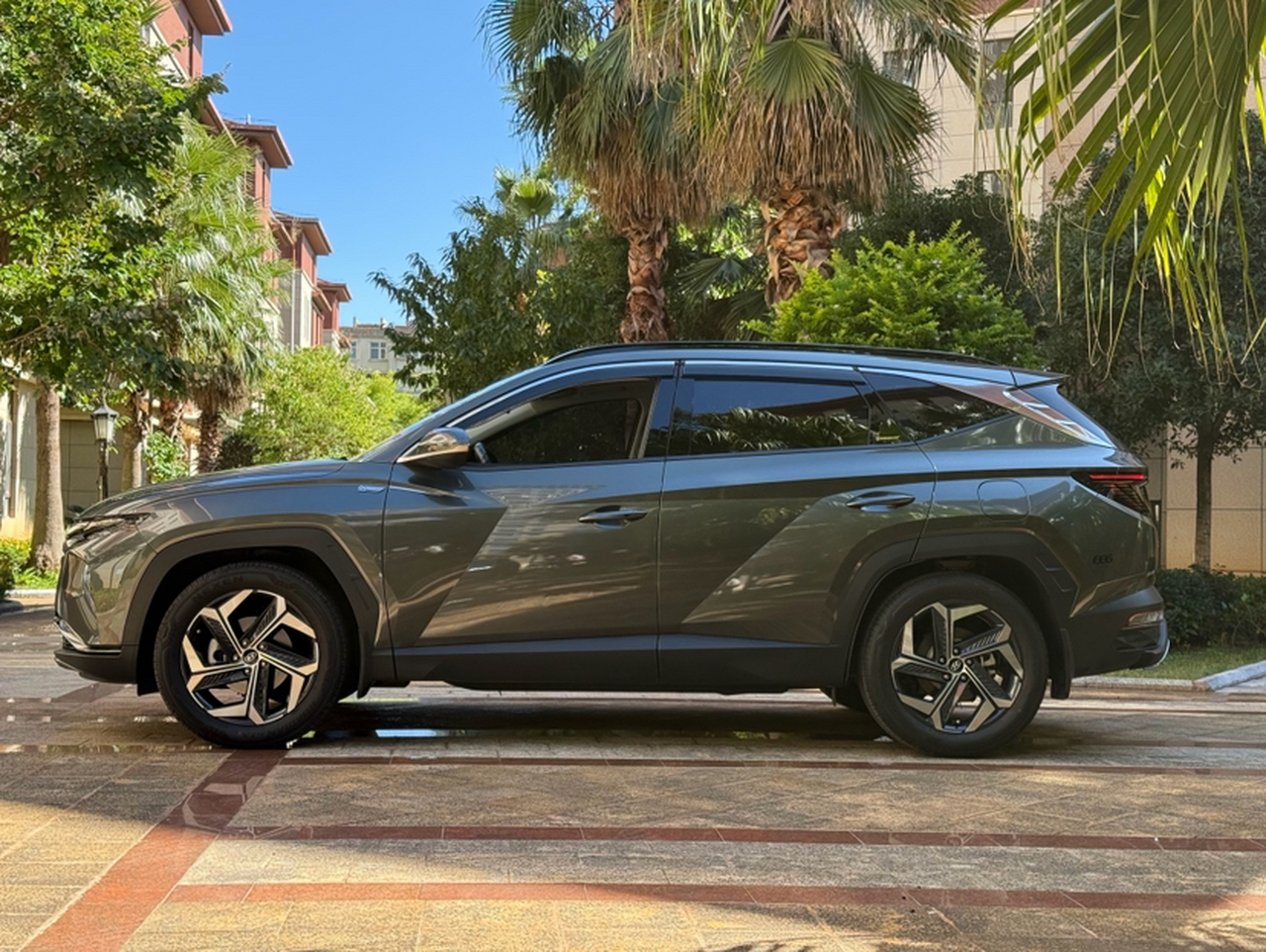 2023 Tucson L 1.5T AT RWD DLX Luxury photo 4