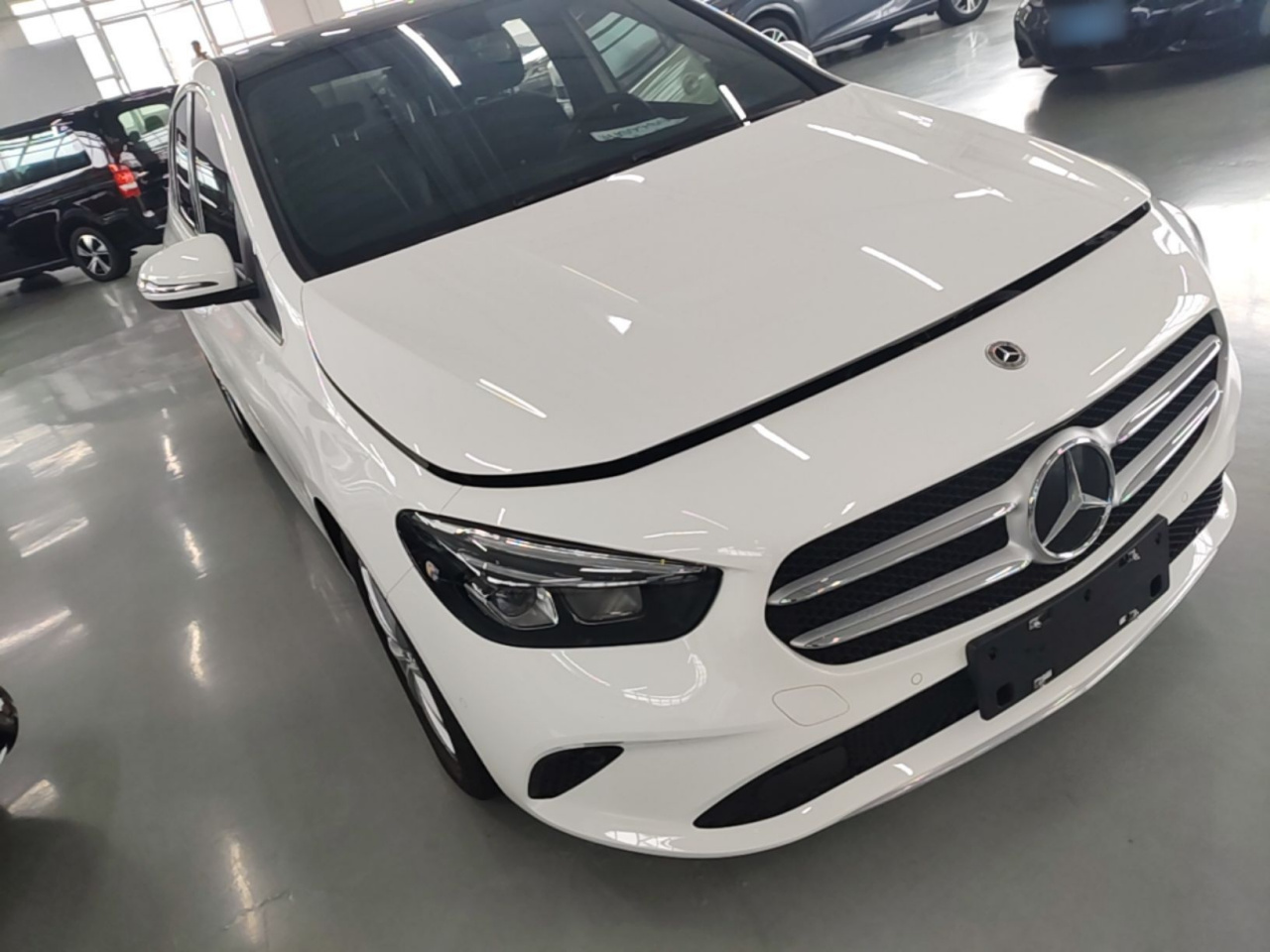 B-Class 2022 Facelift B 200 Fashion photo 3