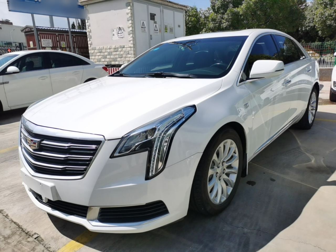 XTS 2018 28T Tech