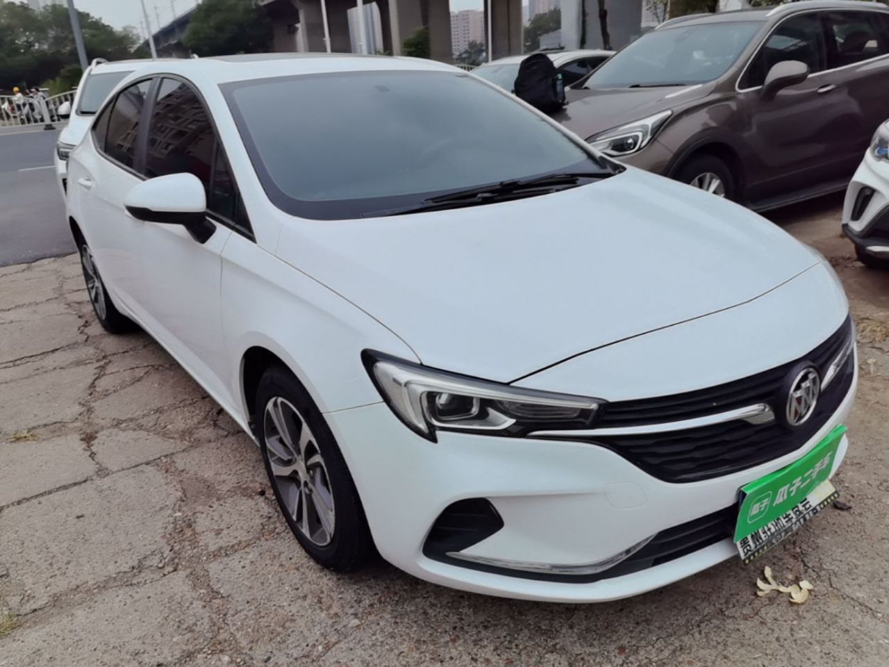 Verano 2020 20T CVT Leading photo 3