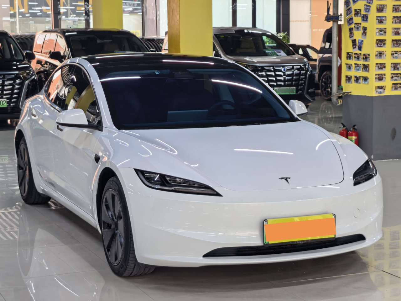 Model 3 2023 Long Range AWD photo 5