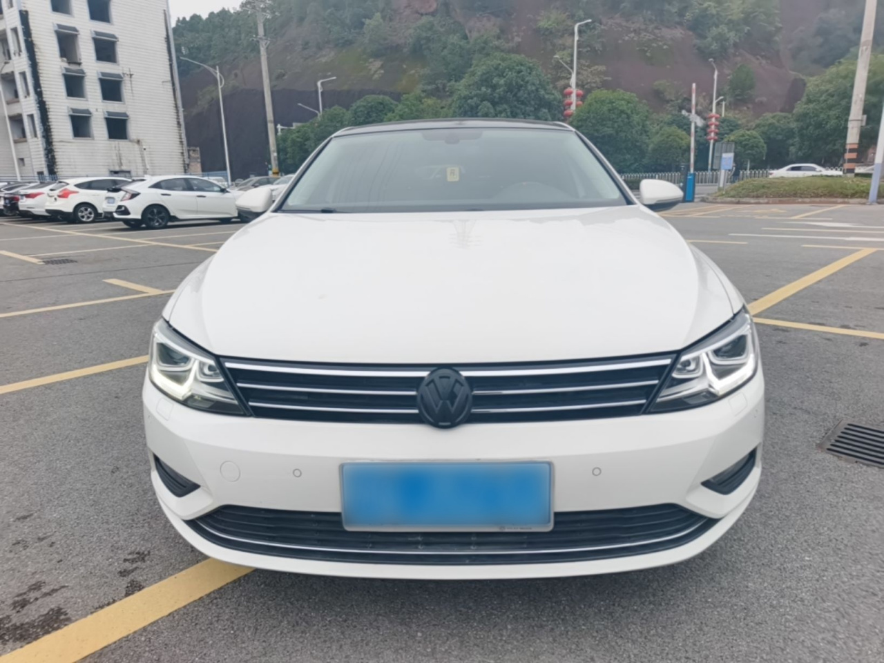 Lamando 2017 280TSI DSG Luxury photo 2