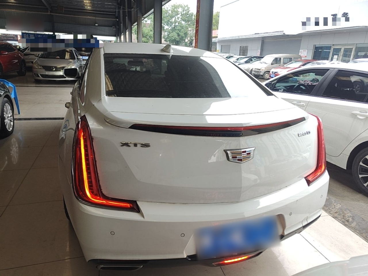 XTS 2018 28T Elite photo 5