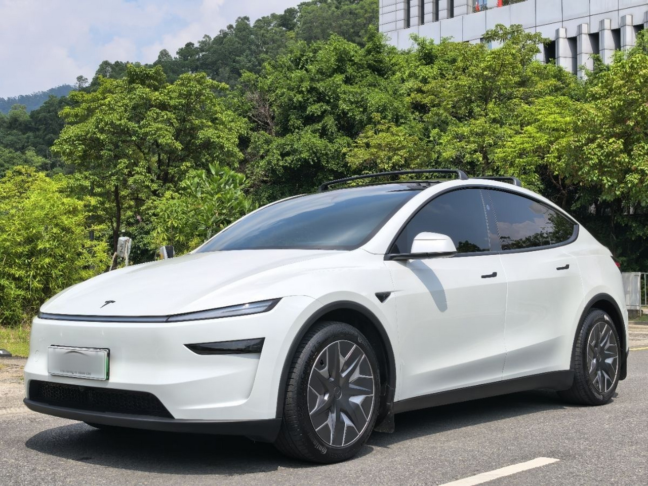 Model Y L 2025 Long Range AWD