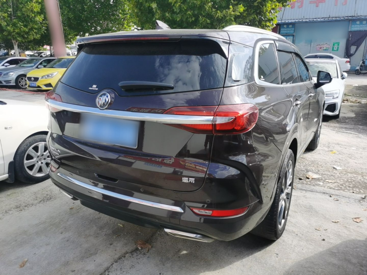 2020 28T AWD Avenir photo 4