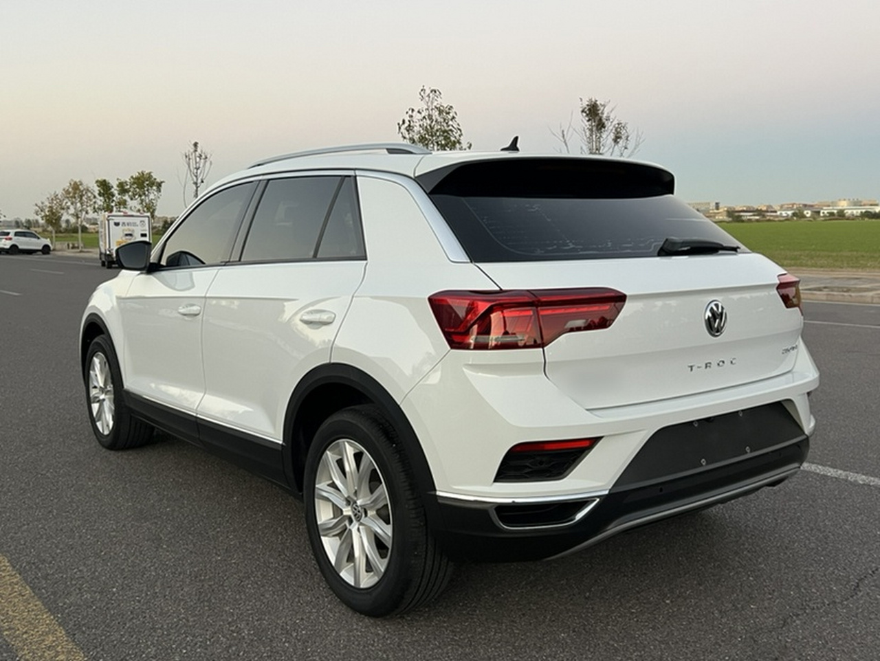 T-Roc 2021 280TSI DSG RWD Elite Connected photo 4