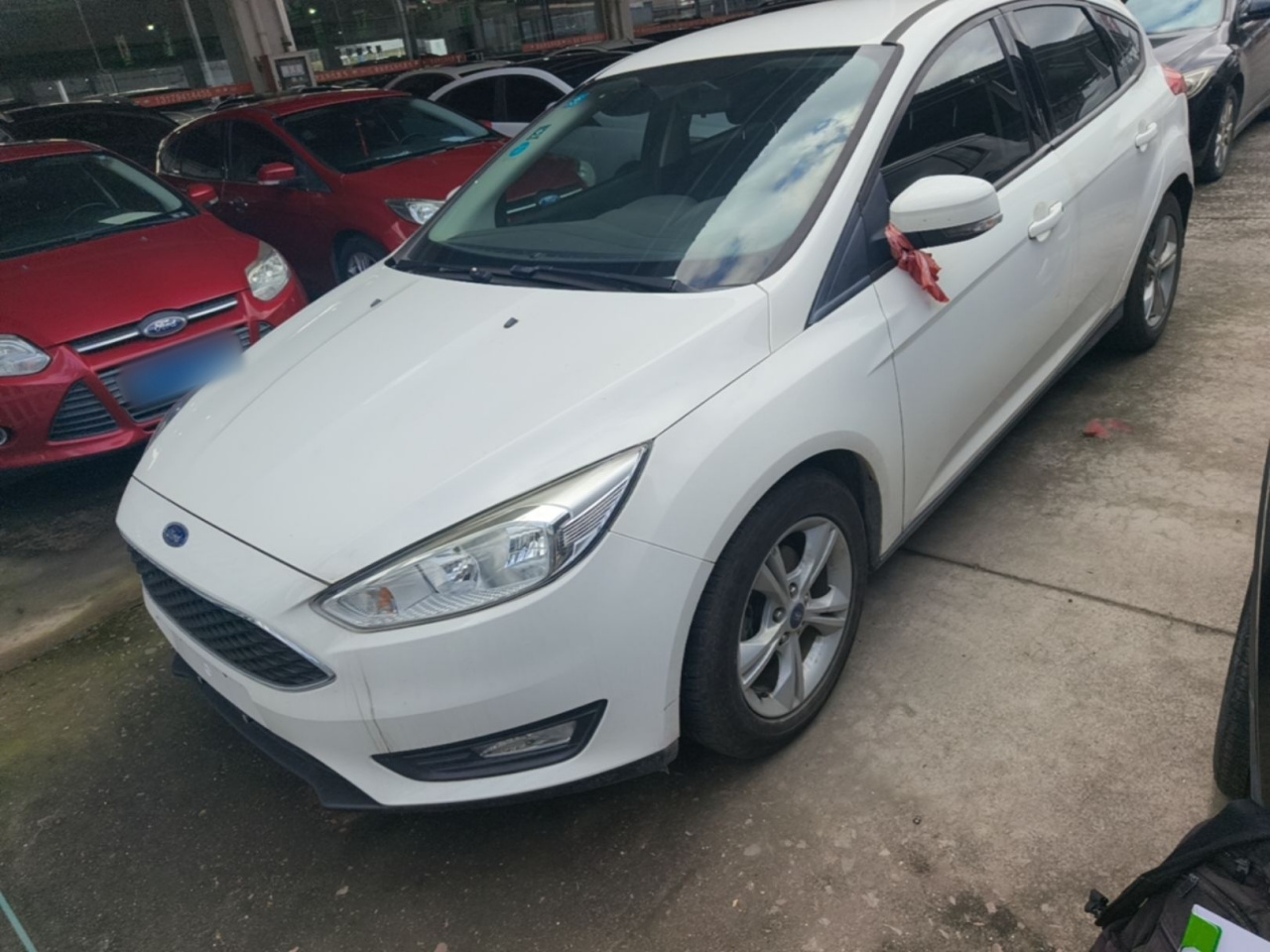 Focus 2017 Hatchback 1.6L AT Comfort