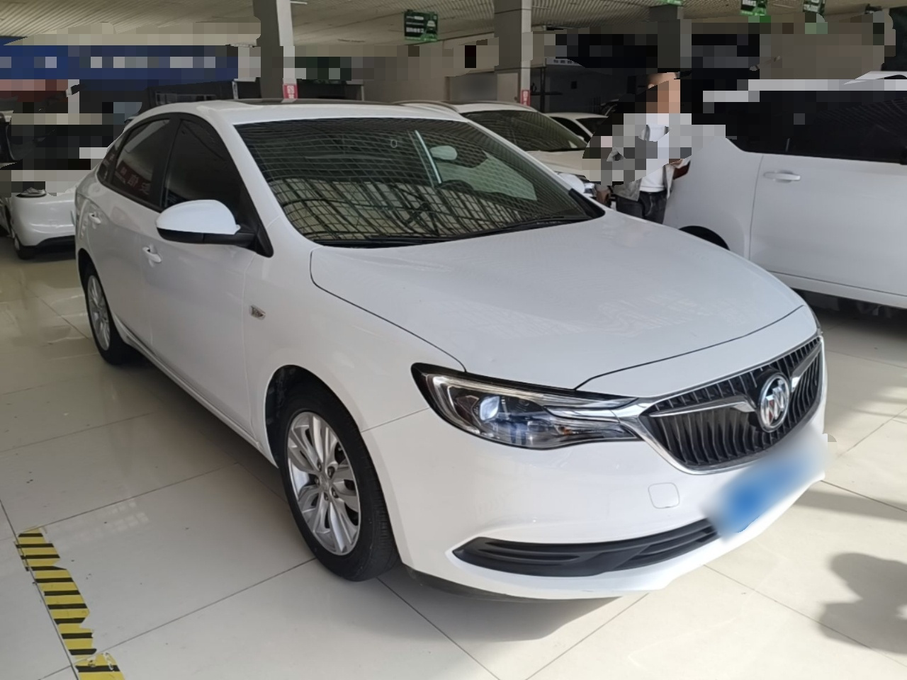 Excelle 2021 Facelift Classic 1.5L AT Elite photo 3