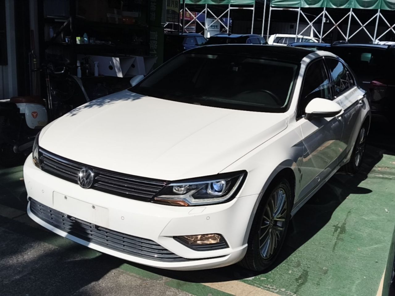 Lamando 2015 280TSI DSG Luxury