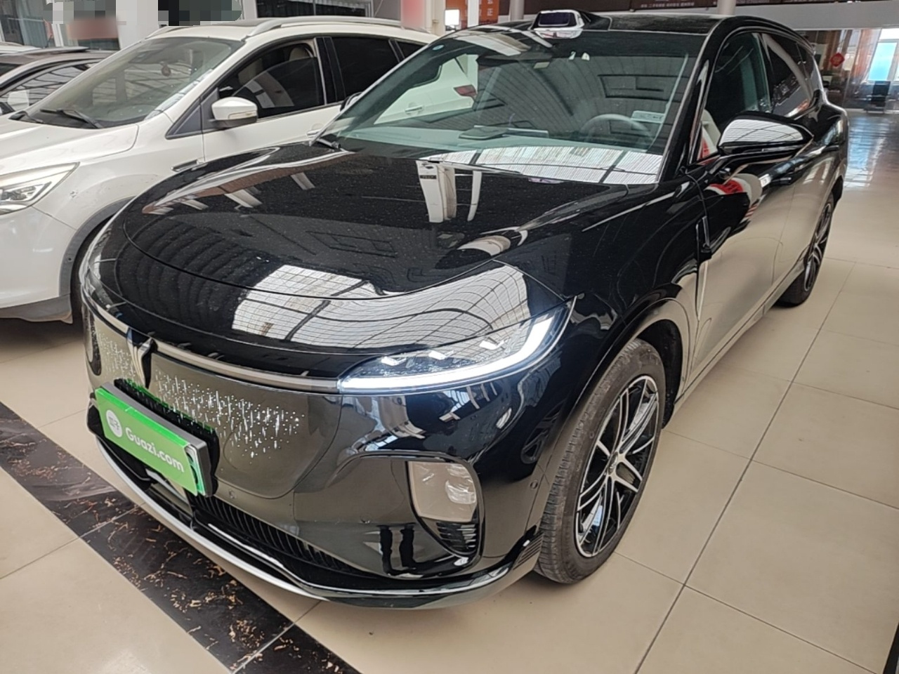 Voyah 2025 AWD Qiankun