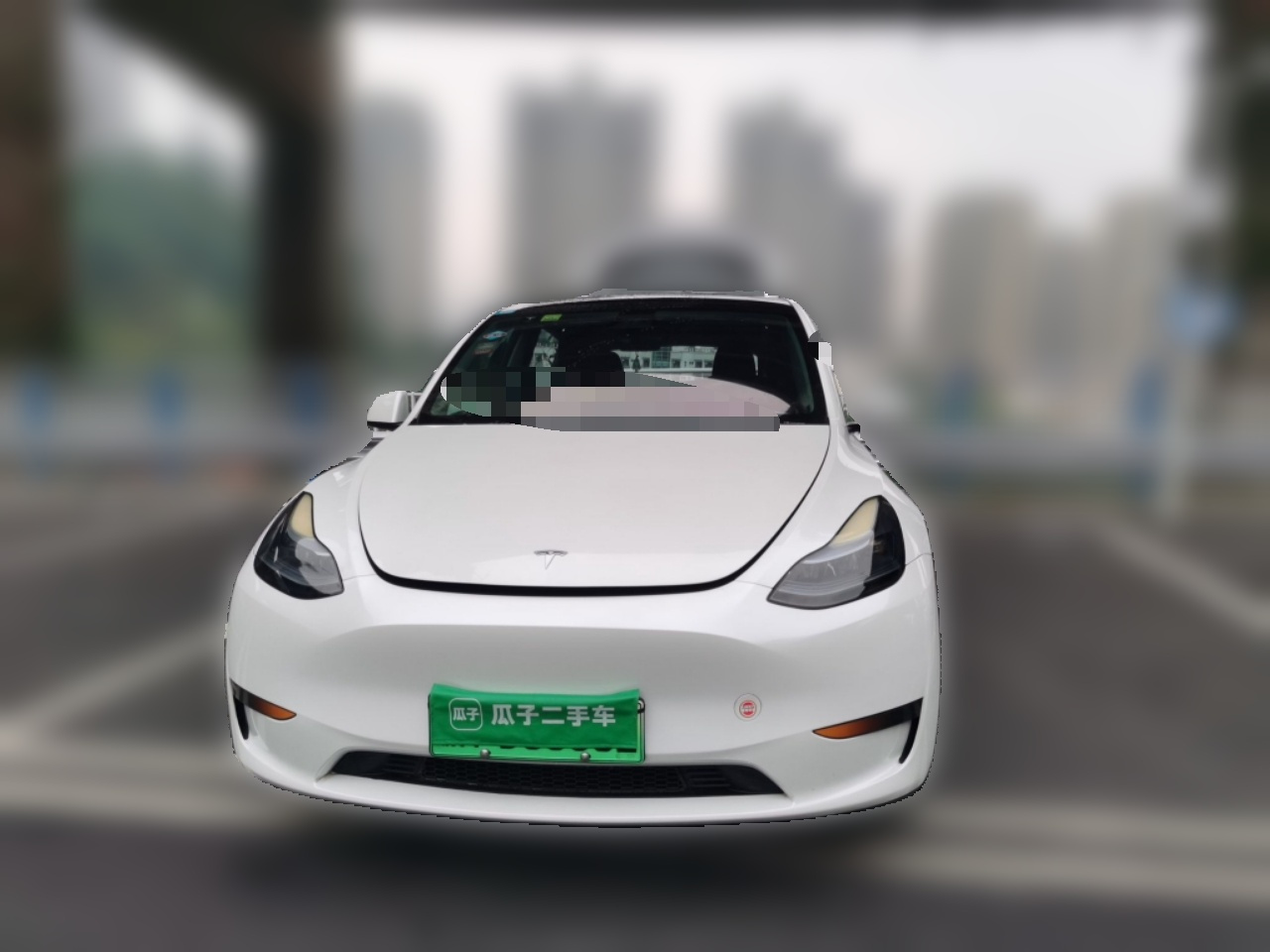 Model Y 2024 RWD photo 2