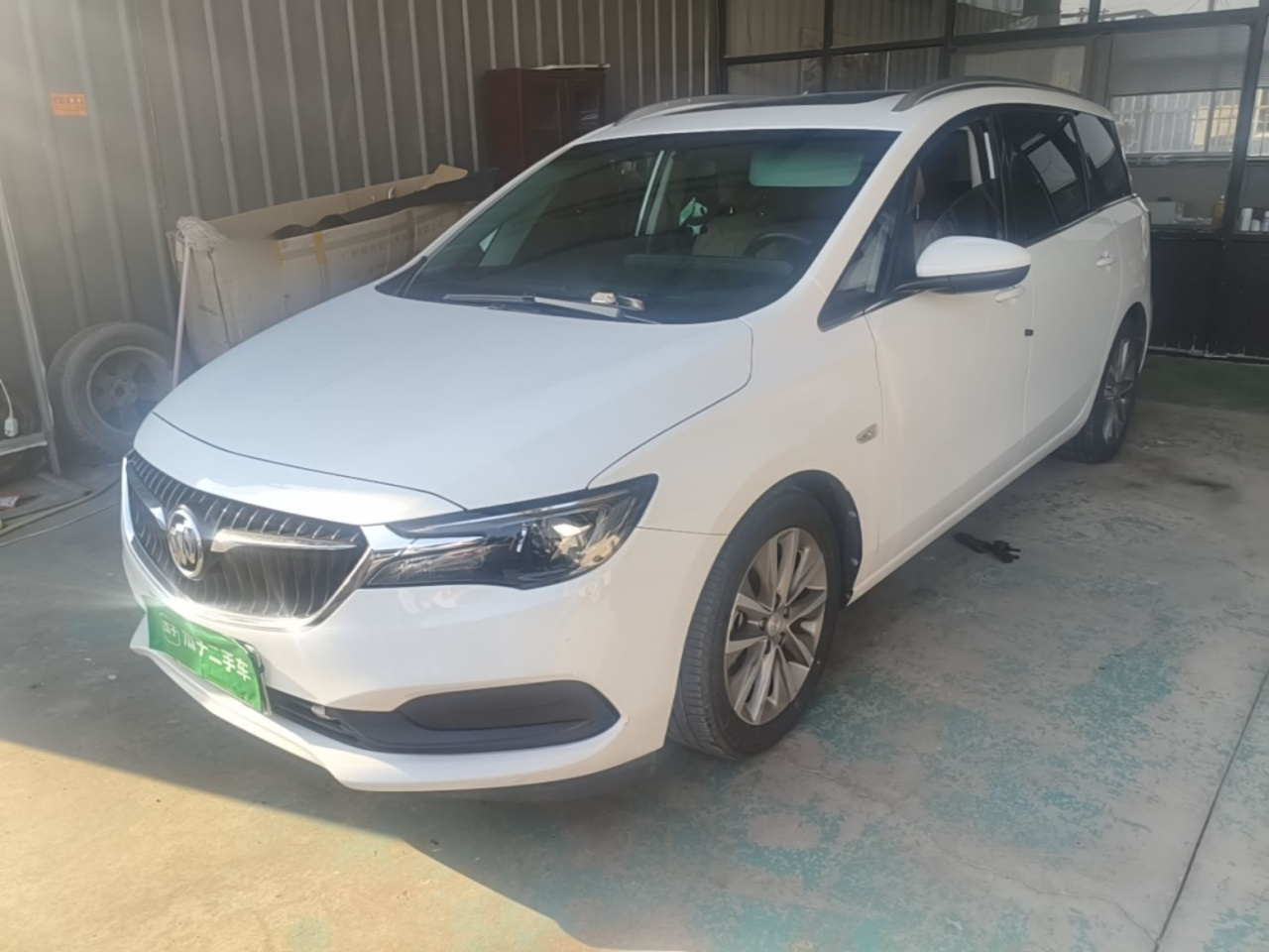 GL6 2021 323T Mild Hybrid Luxury
