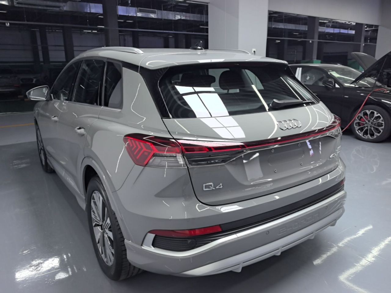 Q4 e-tron 2024 40 e-tron photo 4