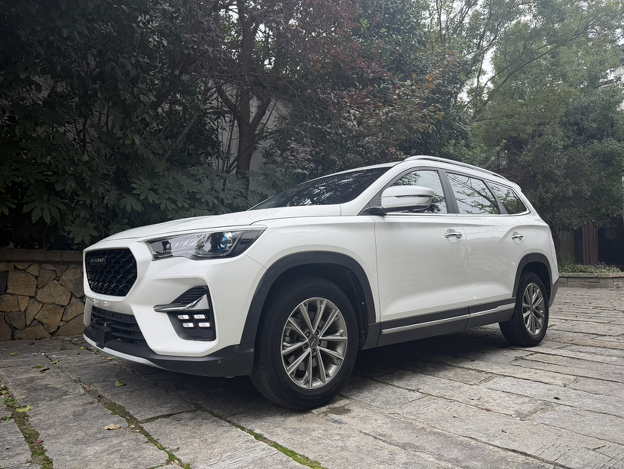 X90 2020 1.5T MT 5-Seater