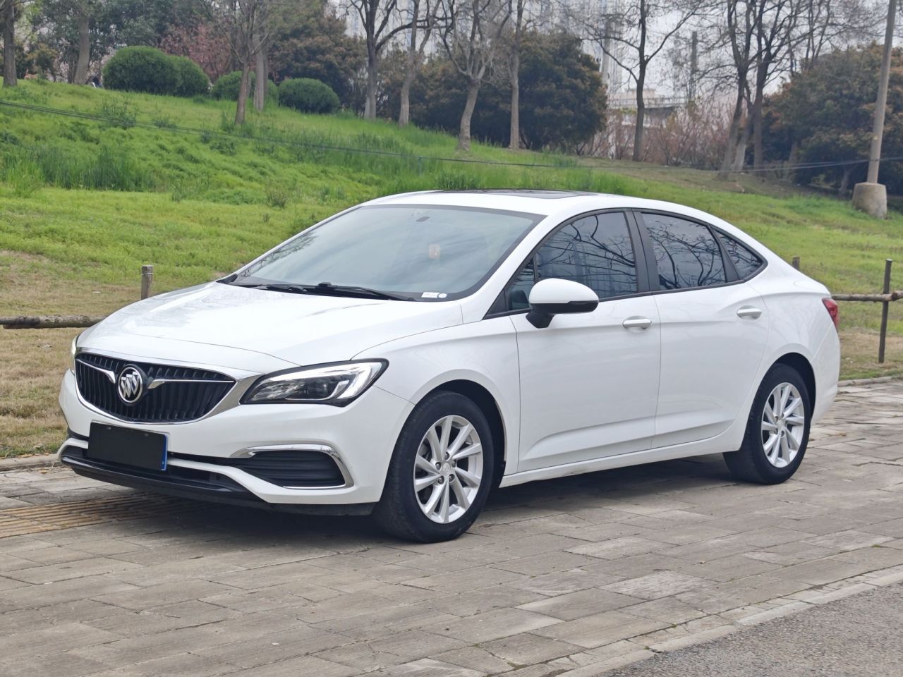 Verano 2019 Sedan 15S AT Leading