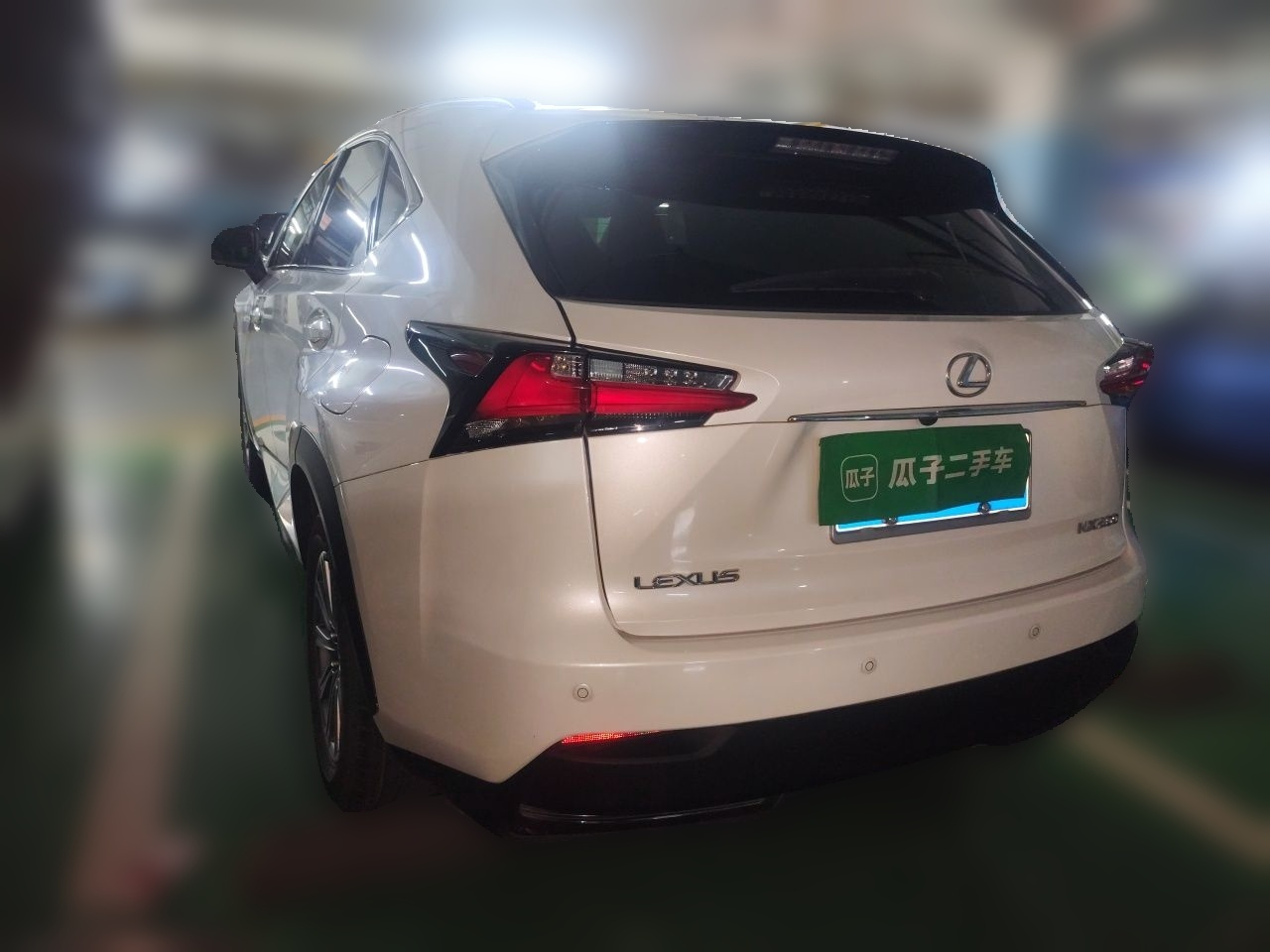 NX 2015 200 photo 4