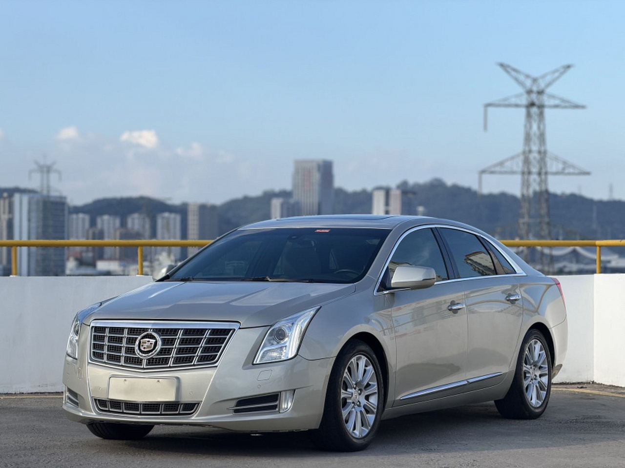 XTS 2014 28T Elite