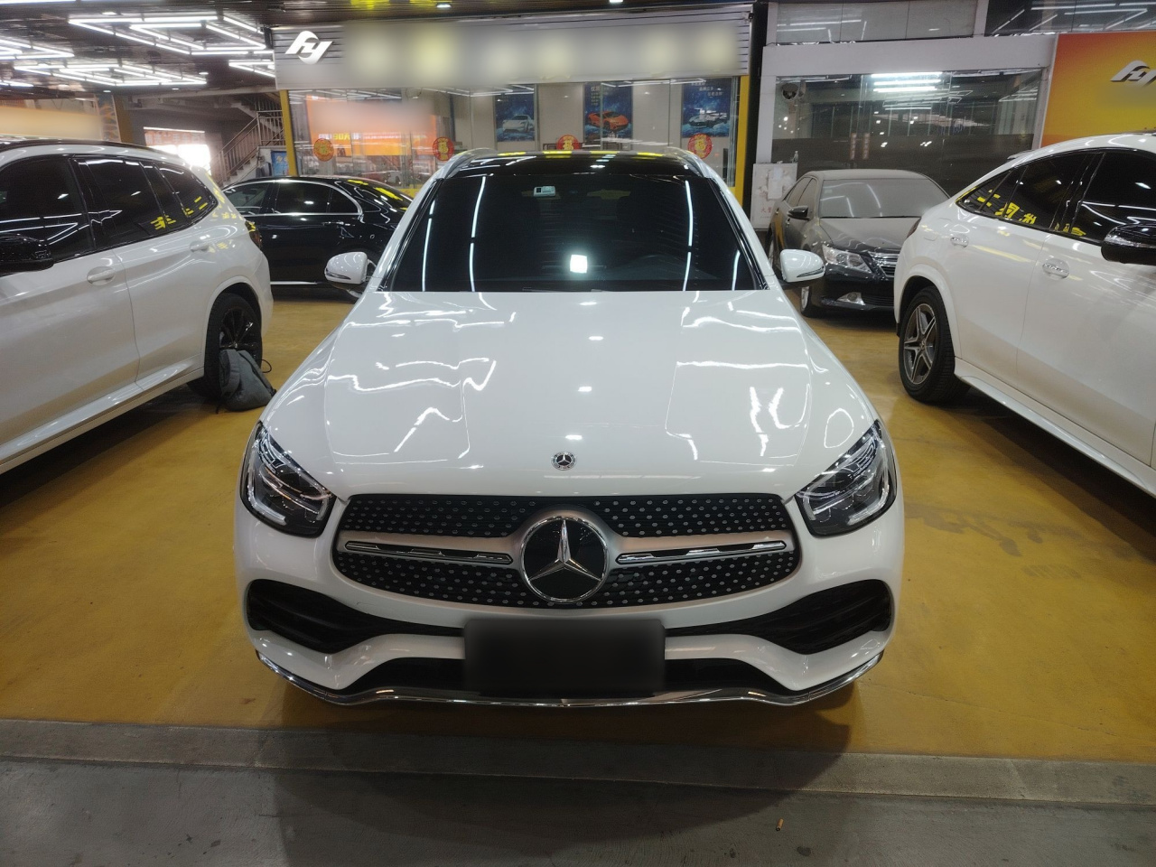 GLC 2022 Facelift GLC 300 L 4MATIC Dynamic Edition photo 2