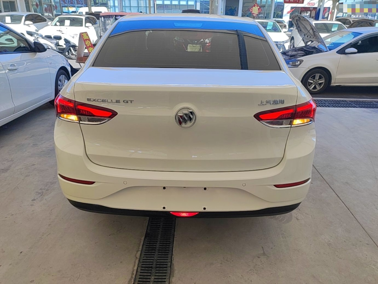 Excelle 2021 Facelift Classic 1.5L AT Elite photo 5
