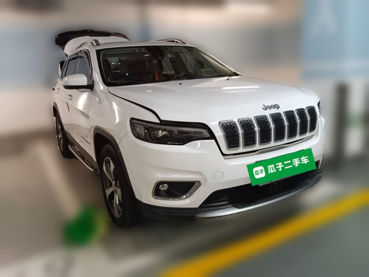Cherokee 2019 2.0T AWD + AT China V photo 3