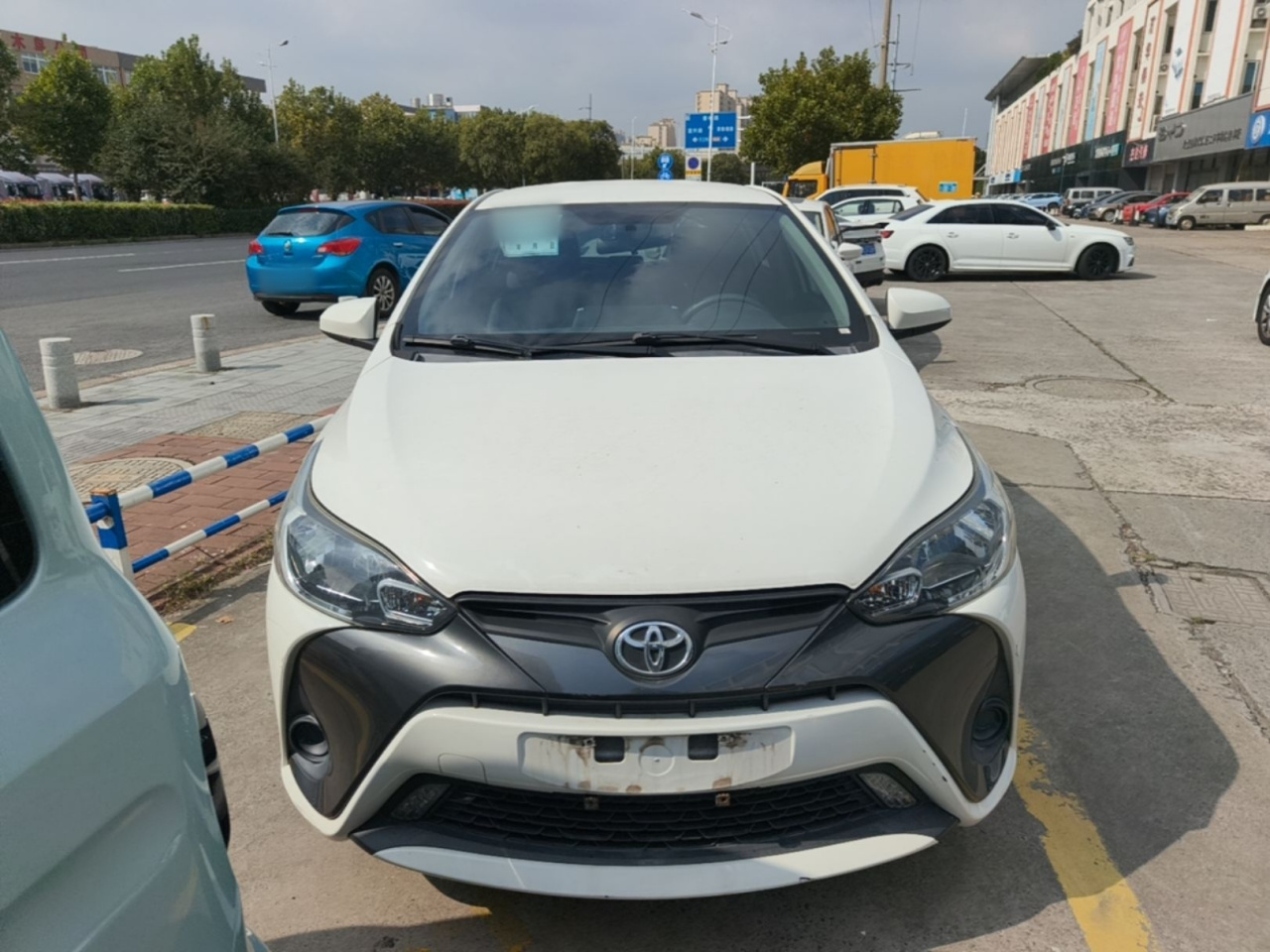 YARiS L 2021 1.5L CVT Leading photo 2
