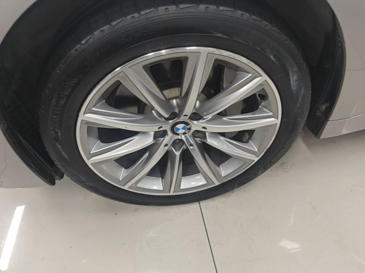 5 Series 2018 528Li Special photo 2
